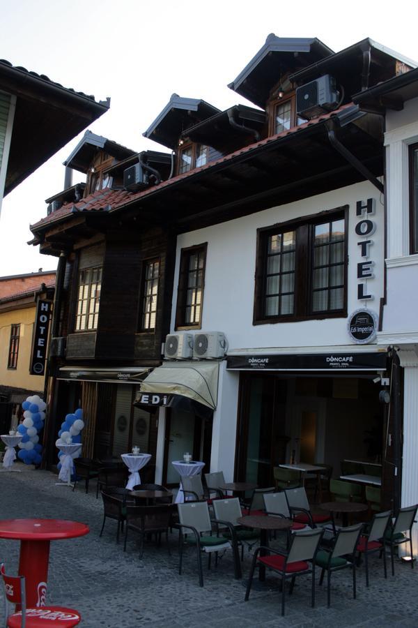 Saray Hotel Prizren Exterior foto