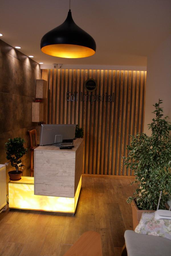 Saray Hotel Prizren Exterior foto