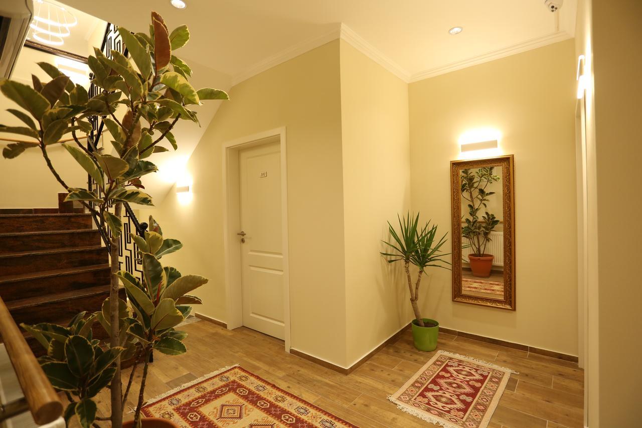 Saray Hotel Prizren Exterior foto