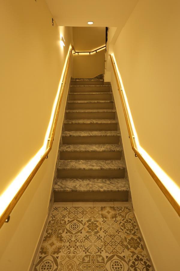 Saray Hotel Prizren Exterior foto