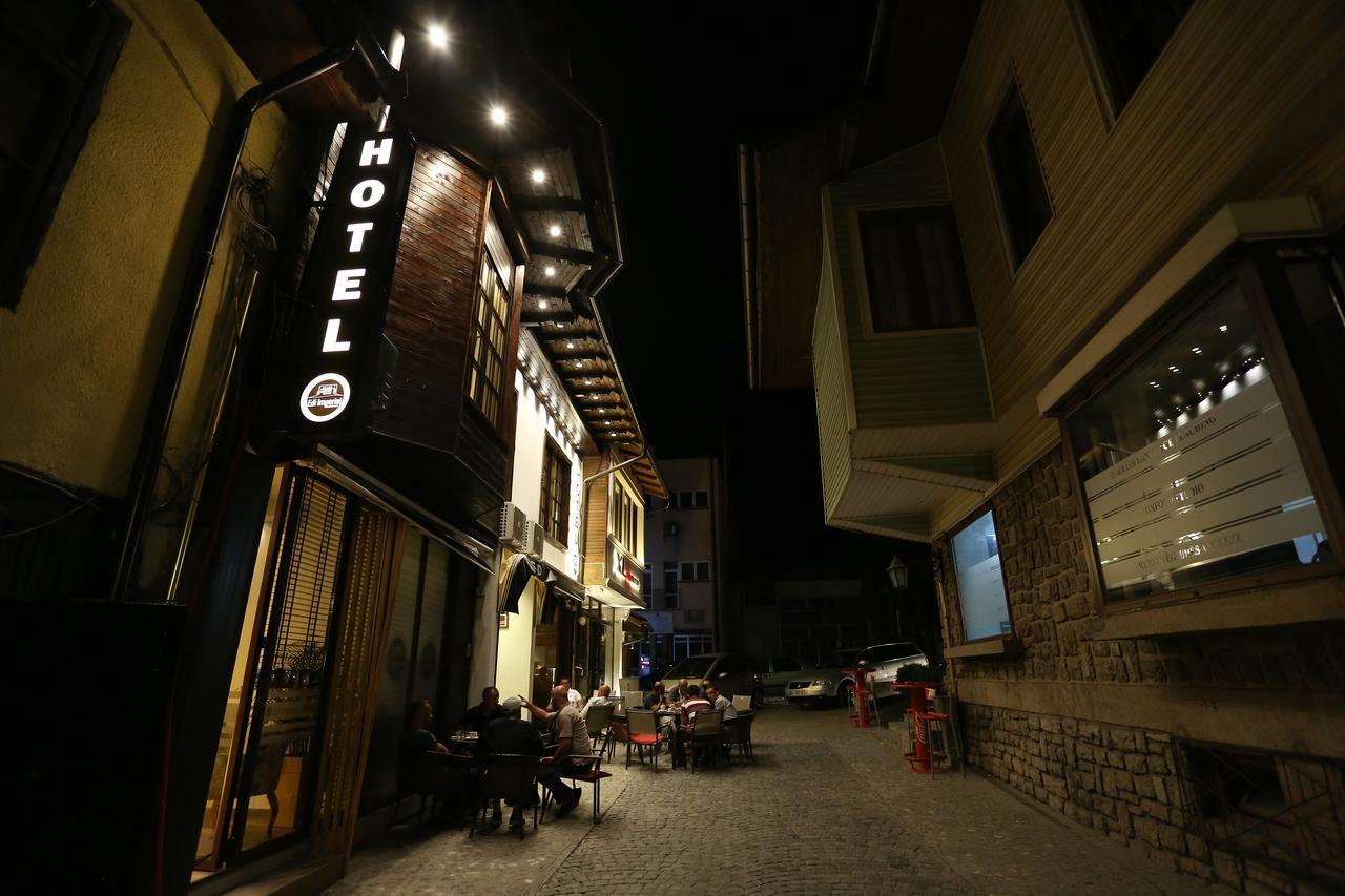Saray Hotel Prizren Exterior foto