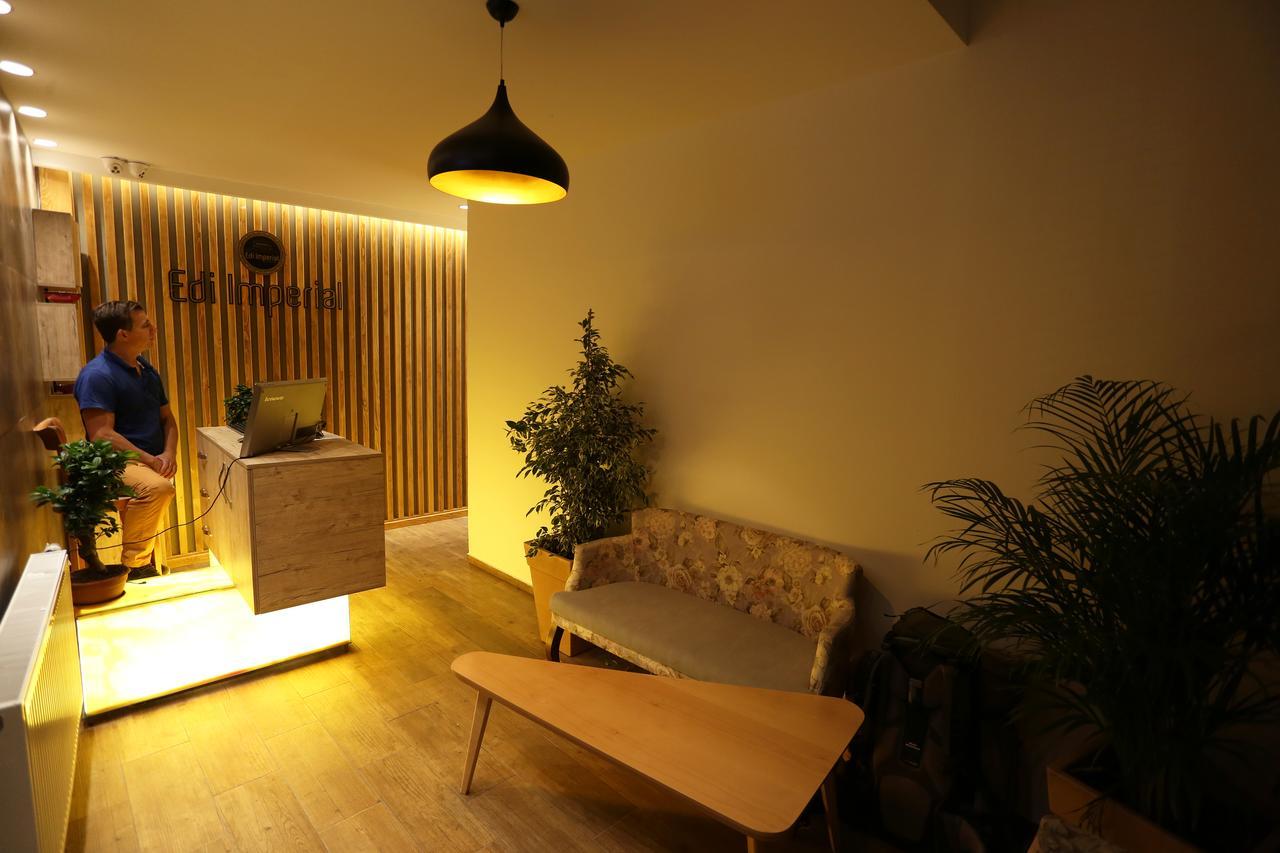 Saray Hotel Prizren Exterior foto